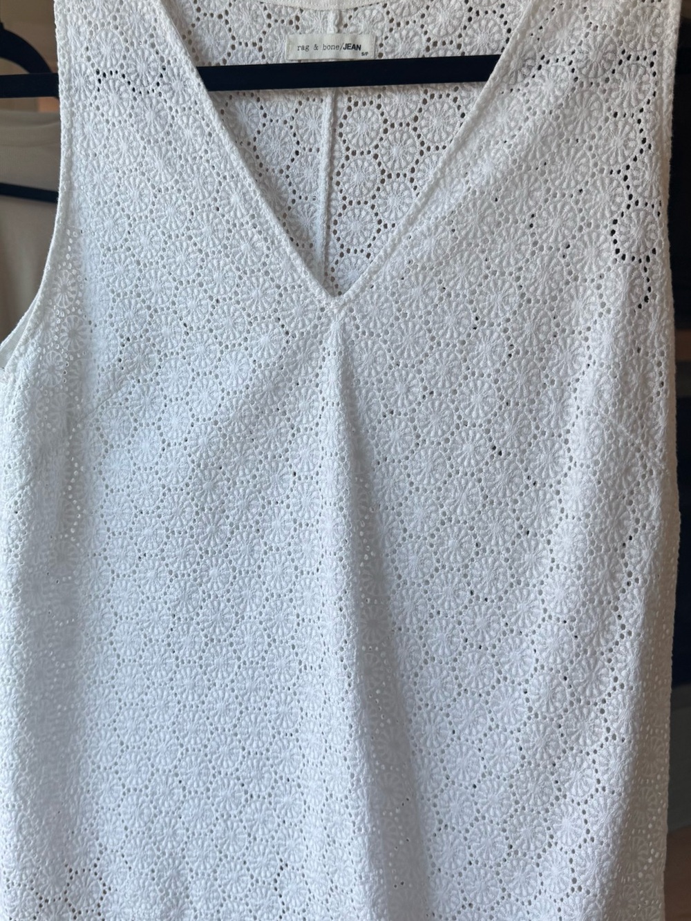 Rag & Bone JEAN White Eyelet Embroidered Sleeveless V-Neck Top Small